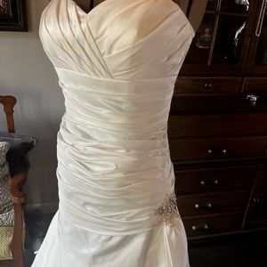 NWT Pallas wedding dress